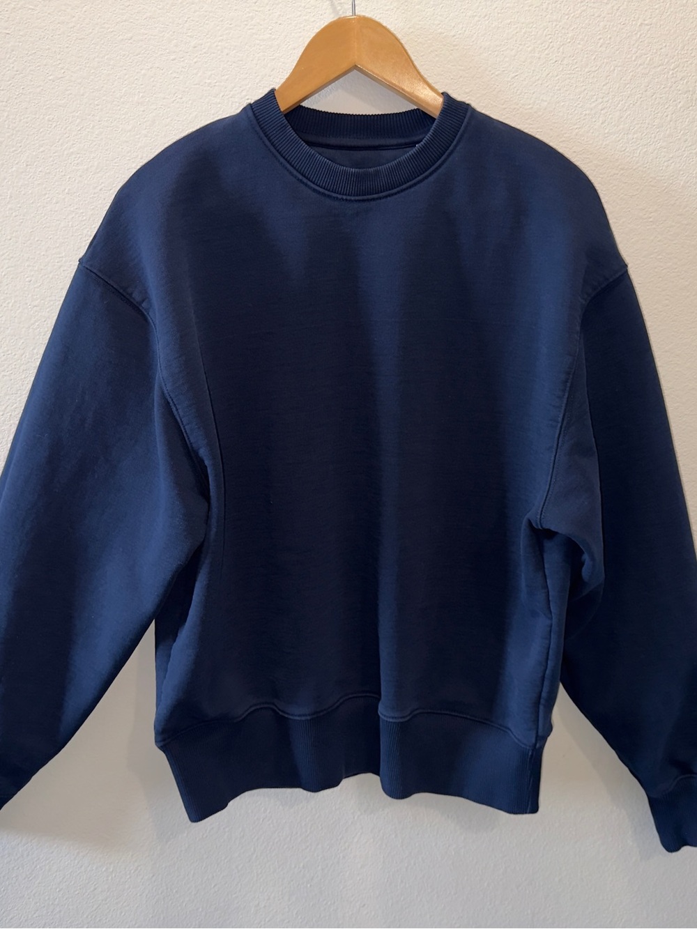 Men's Navy Crewneck Sweatshirt - Classic Casual
